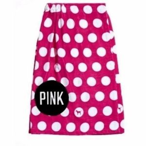 VS PINK polka dotted bath towel wrap
